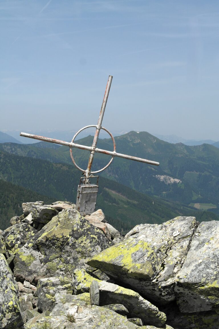 Kreuz 2